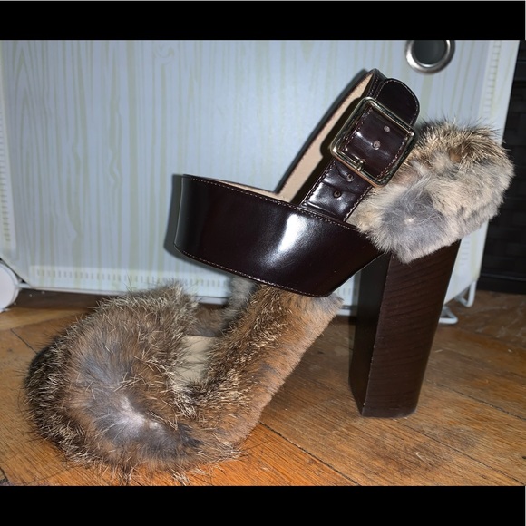 Hanhi Leather Theory Fur Heels - Picture 2 of 5